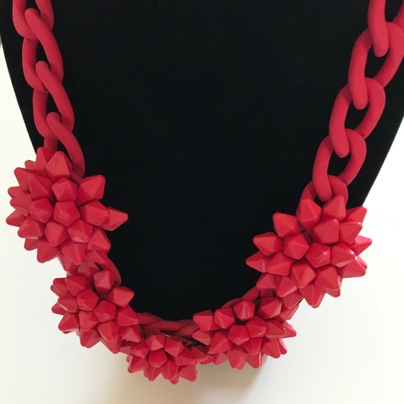 Zara Red Verbena Hand-painted Necklace - Picture 6 of 15